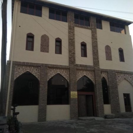 Al Hilol Guesthouse Boukhara Extérieur photo