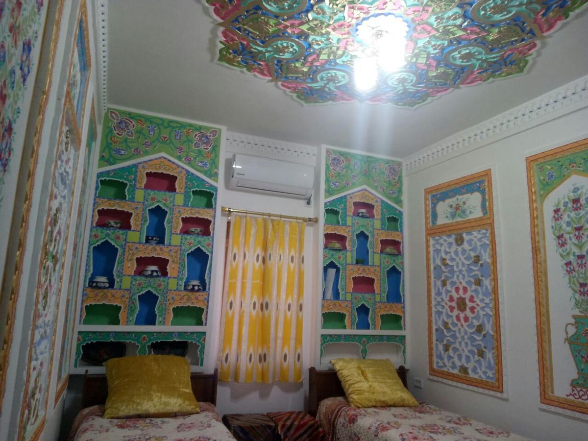 Al Hilol Guesthouse Boukhara Extérieur photo