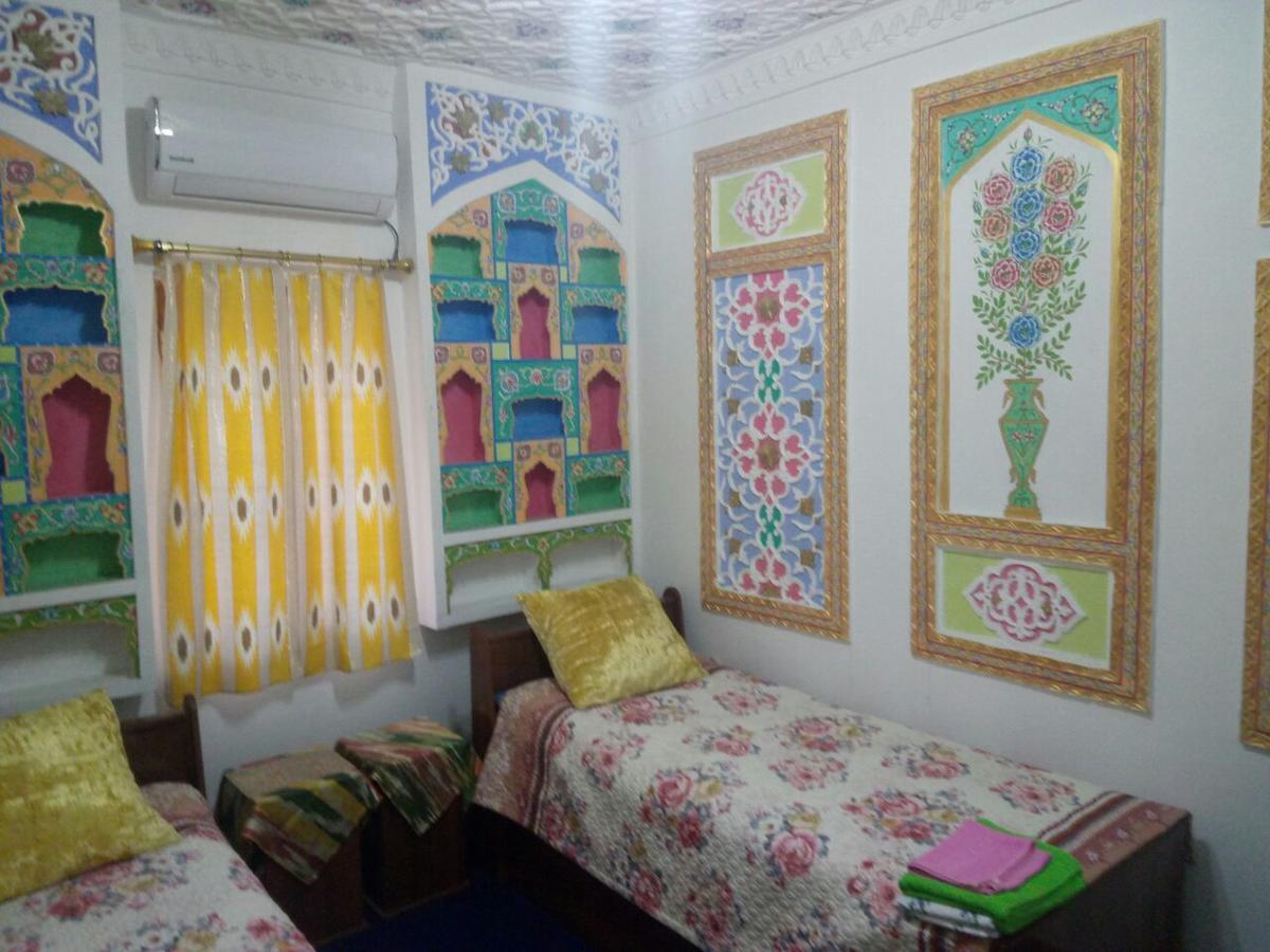 Al Hilol Guesthouse Boukhara Extérieur photo